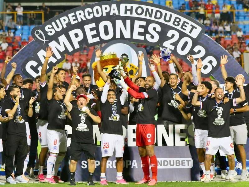 Olimpia se corona campeón de la primera edición de la Supercopa de Honduras al derrotar a Motagua.