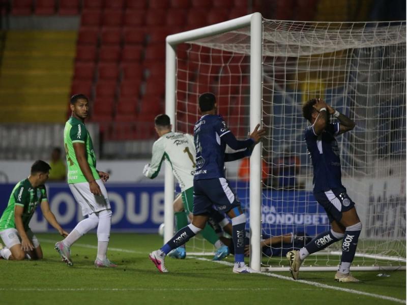 Asesinan a miembro de la barra de Motagua: salió del estadio y un disparo le quitó la vida tras el partido ante Marathón