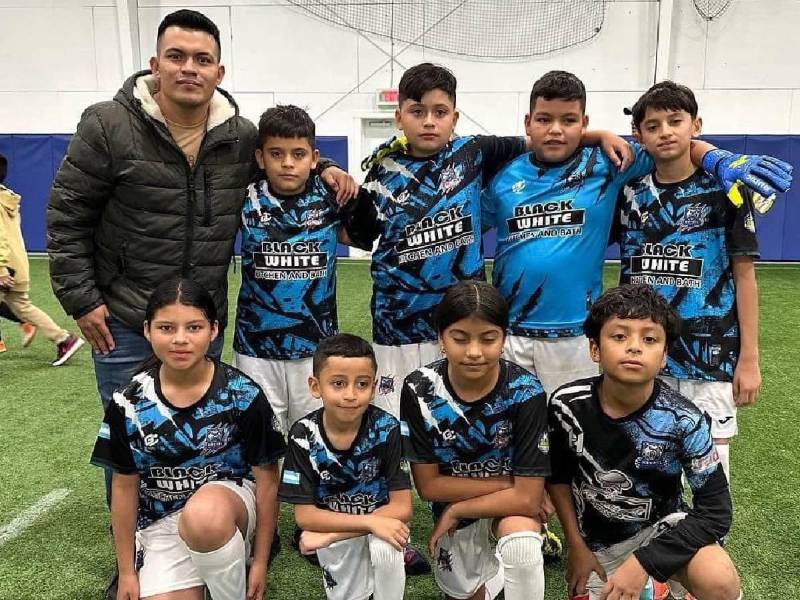 Academia de fútbol Neyzel participará en el mundialito de clubes en Colombia.