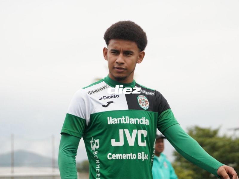 Se rompió los ligamentos cruzados en Marathón y acaricia su regreso: ¿Cuál es la realidad de Javier Arriaga?