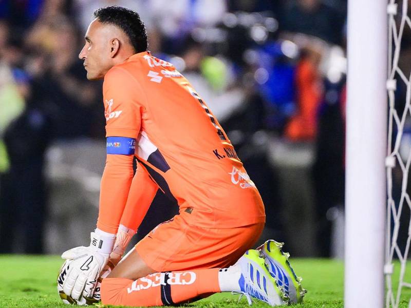 El portero tico de los Pumas, Keylor Navas, fue el mejor jugador del partido de ida de la final del fútbol mexicano.