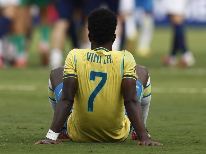 ¿Se va de la selección? El impactante anuncio de Vinícius tras la eliminación