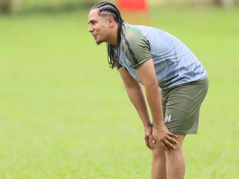 El tiktoker reveló que sí jugará partidos de Liga Nacional de Honduras.