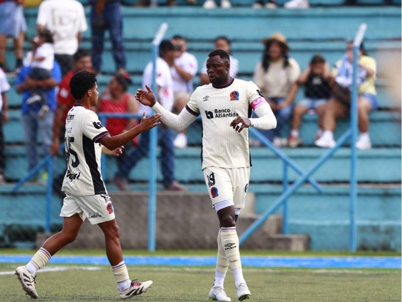 Génesis FC vs Olimpia EN VIVO: Yustin Arboleda pone a ganar al león en La Paz
