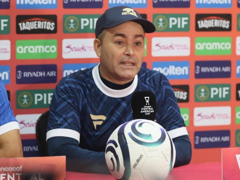Javier López responde las pregundas antes de su segundo duelo de la Copa Centroamericana.