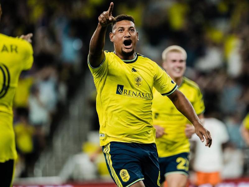 El hondureño Bryan Acosta anotó un bonito gol en el triunfo del Nashville SC sobre FC Cincinnati en la MLS.
