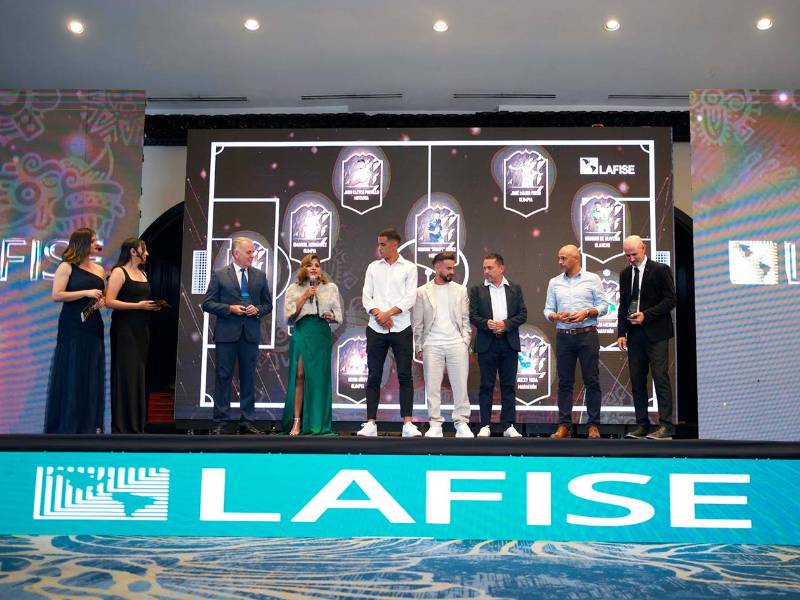 Banco LAFISE fue el máximo patrocinador de los Premios DIEZ en su décima edición donde fueron todo un éxito, con lleno total en el salón Madrid del Hotel Clarion de Tegucigalpa.