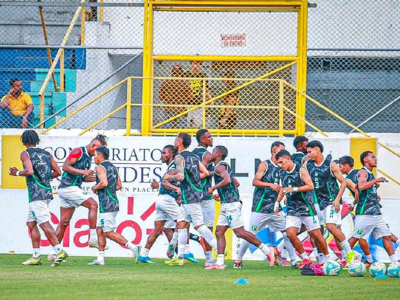 Platense espera cerrar unas 6 altas de cara a la competición que se viene.