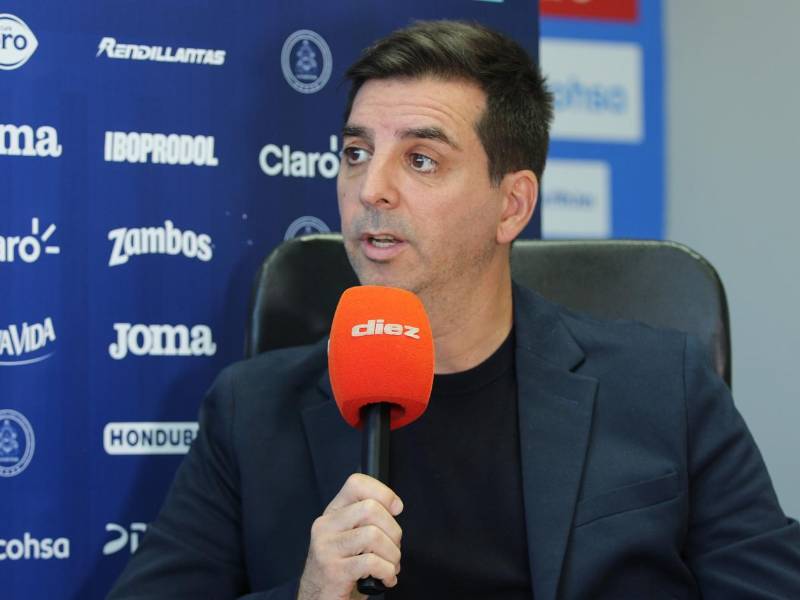 Francis Hernández ya no quieren que le pregunten por los futbolistas que han determinado no representar a Honduras.