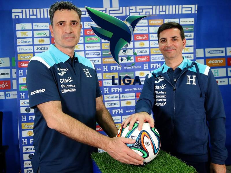 El director deportivo de la Federación de Honduras, Francis Hernández, mocionó en la Liga Nacional para cambiar el formato de competencia pero no fue aprobado por la Asamblea.