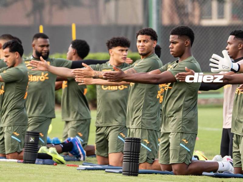 La Selección de Honduras se instaló desde hoy en la ciudad de Houston de cara al amistoso del sábado 6 de junio en Estados Unidos.. Mauricio Ayala y Carlos Pérez