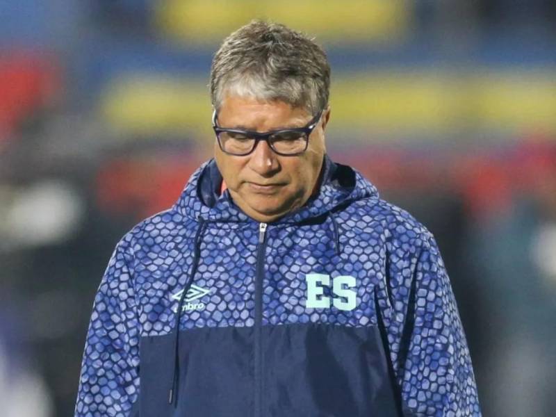 Hernán 'Bolillo' Gómez tomó una contundente decisión tras la goleada que sufrió en la segunda jornada de la Nations League y puso una condición para continuar al frente de El Salvador.