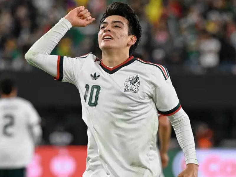 Gilberto Mora ha deslumbrado al mundo con su actuación ante Colombia y desde España, revelan los dos gigantes que buscarían su fichaje en el próximo mercado.