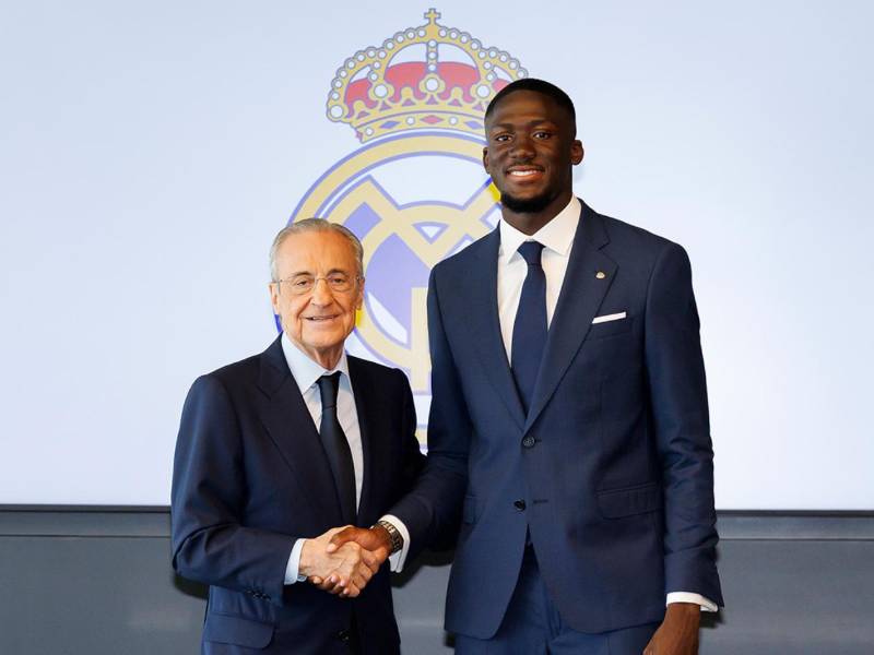 Konaté es uno de los fichajes de Real Madrid para la temporada 2026-27 y ya fue presentado.