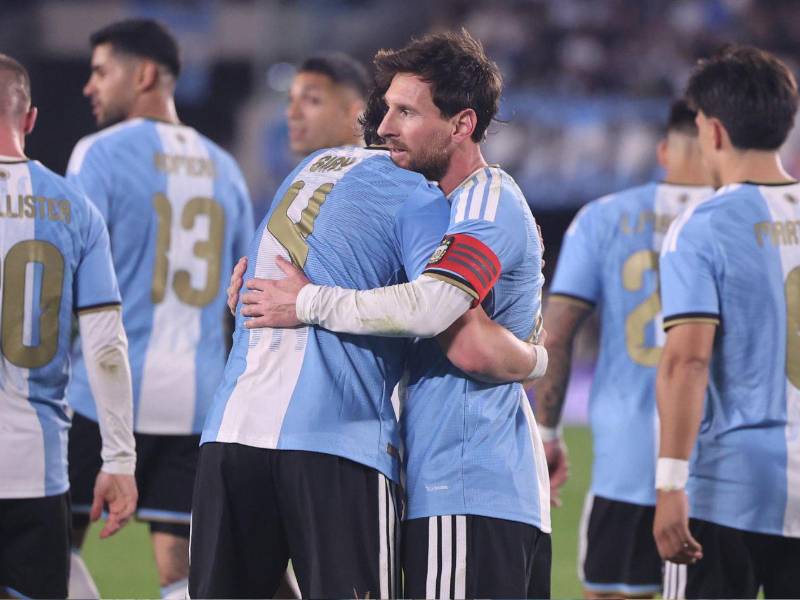 Leo Messi se despidió esta noche de la selección argentina en el partido amistoso contra Benín.