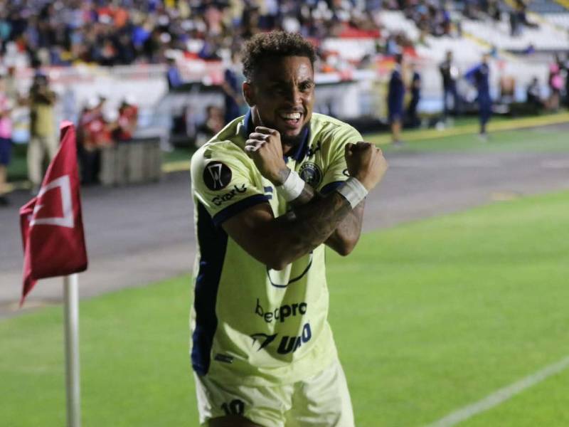 Motagua recibe al FAS en el Estadio Nacional Chelato Uclés por la segunda jornada de la Copa Centroamericana.