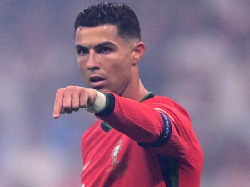 El futuro de Cristiano Ronaldo en la Selección de Portugal aún no está confirmado, pero desde Europa revelan una curiosa petición que le han hecho al delantero: Es incomparablemente....