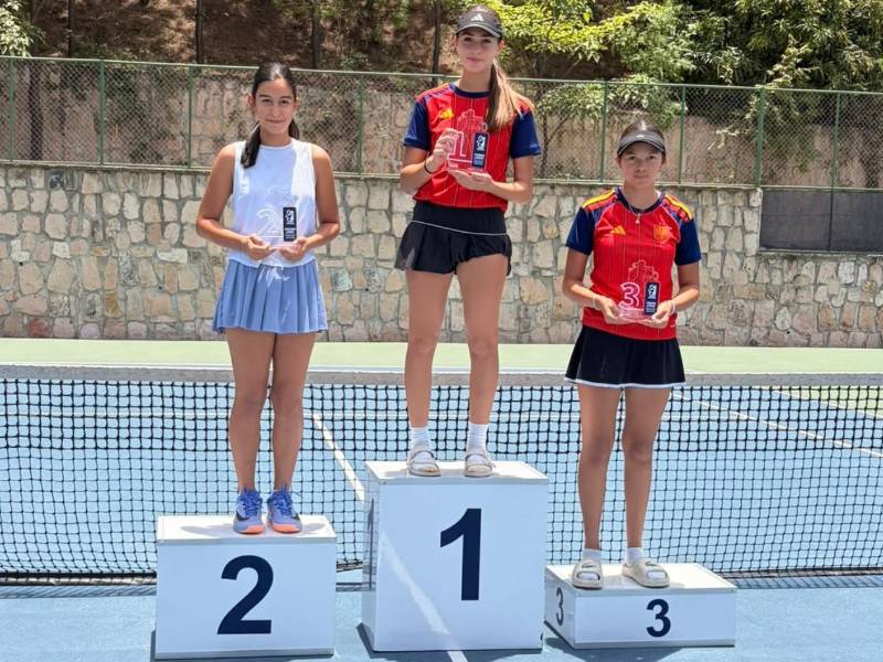 En la rama femenina de la U18, Adriana Canahuati ratificó su jerarquía al quedarse con el título individual de la categoría.