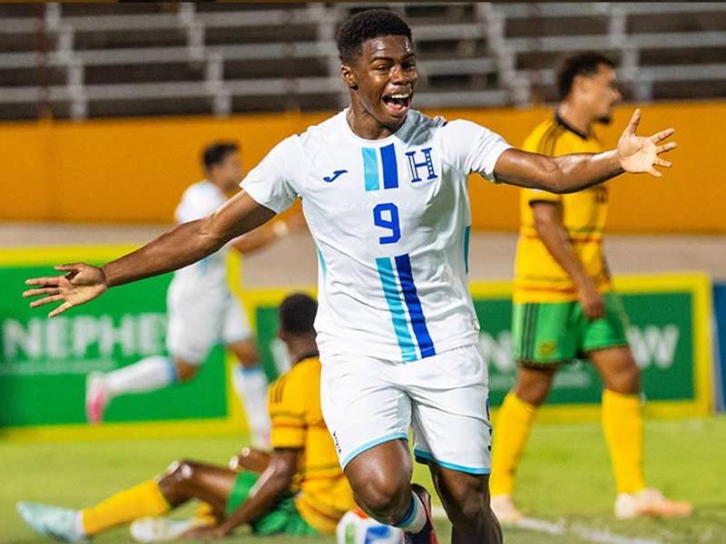 El delantero Keyrol Figueroa anotó su primer gol con la camisa de la Selección.