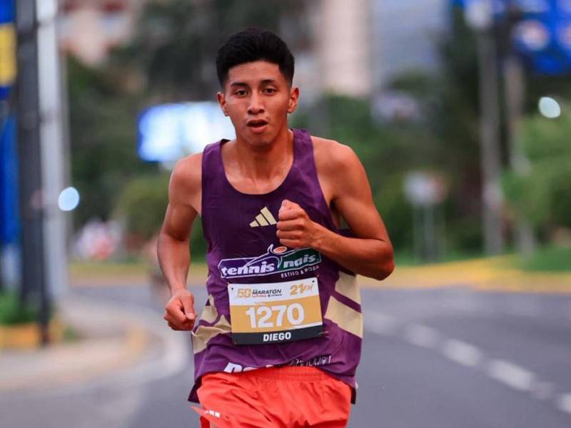 El guatemalteco escribió su nombre con letras doradas en la 50 edición de la Maratón LA PRENSA-Gatorade. Fotos: Frankly Muñoz, Neptalí Romero, Moisés Valenzuela, Yospeh Amaya, Héctor Paz