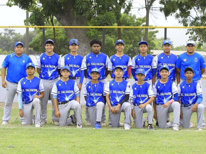La representación de El Salvador viene motivada y buscando dar la sorpresa.