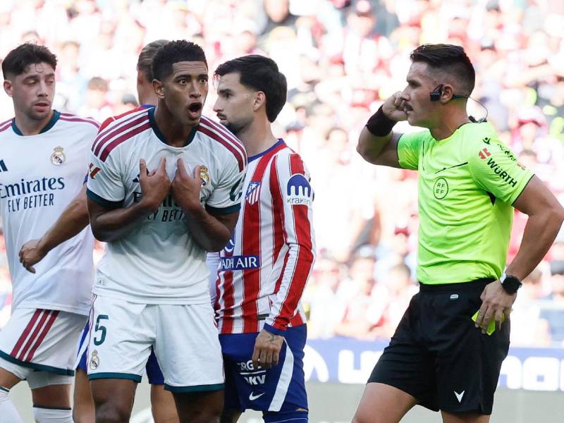 El Comité de Árbitros ha reconocido el tremendo error de Ortiz Arias en el derbi madrileño.