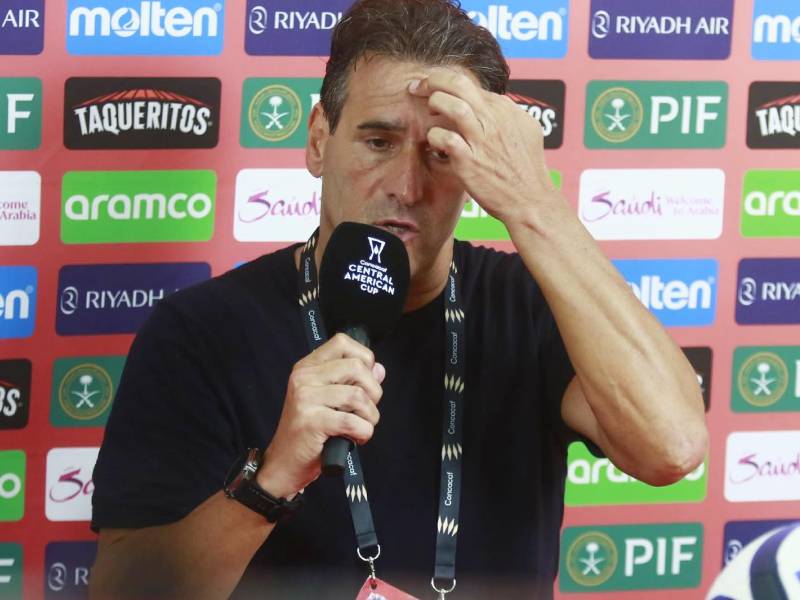 El entrenador de Marathón, Silvio Rudman, en conferencia de prensa tras caer frente al Alianza FC de El Salvador.