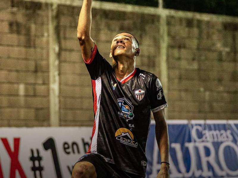 Estrella Roja evitó la derrota ante UPN con polémica en Choluteca