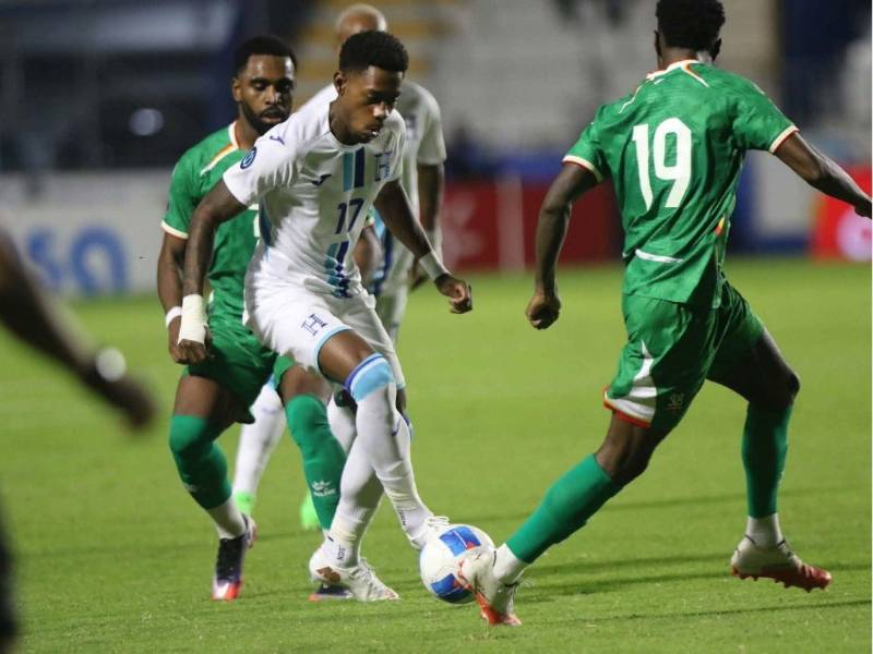 ¡Batacazo a Honduras! Surinam tumba a La H y lo deja en estado crítico en la Nations