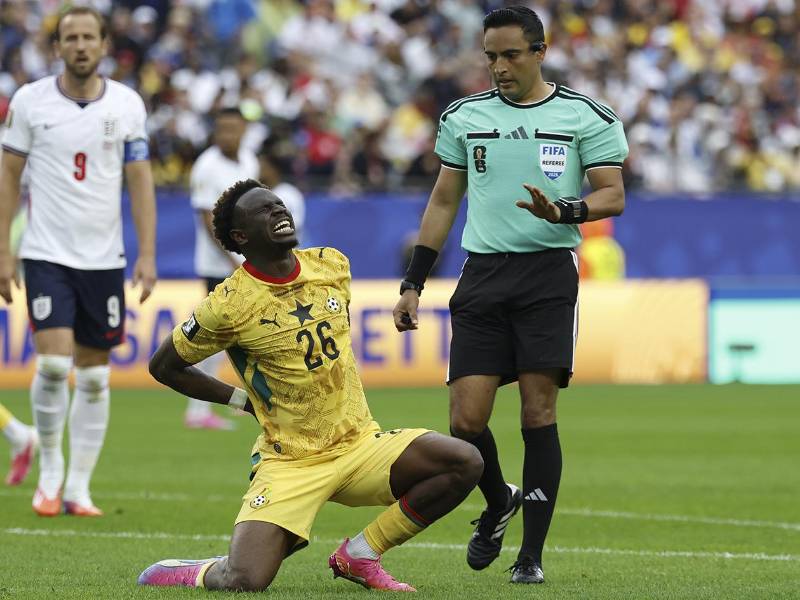 El árbitro hondureño, Saíd Martínez, estuvo como central en el juego entre Inglaterra y Ghana, además del de Bélgica ante Senegal. Ahora será cuarto para el Brasil vs Noruega.