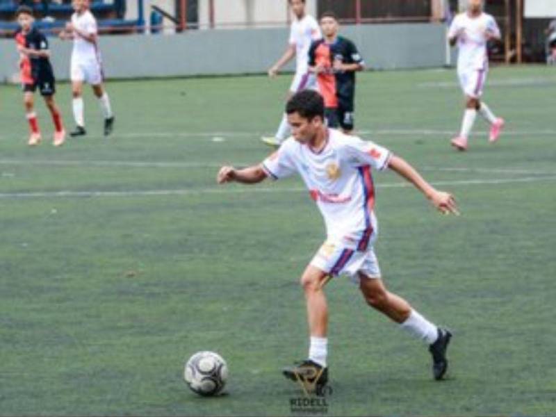 Eduardo Romero se une a los jóvenes en los que Espinel confía.