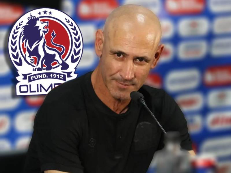 El entrenador uruguayo no tuvo pelos en la lengua para criitcar el fútbol hondureño y deja advertencia.
