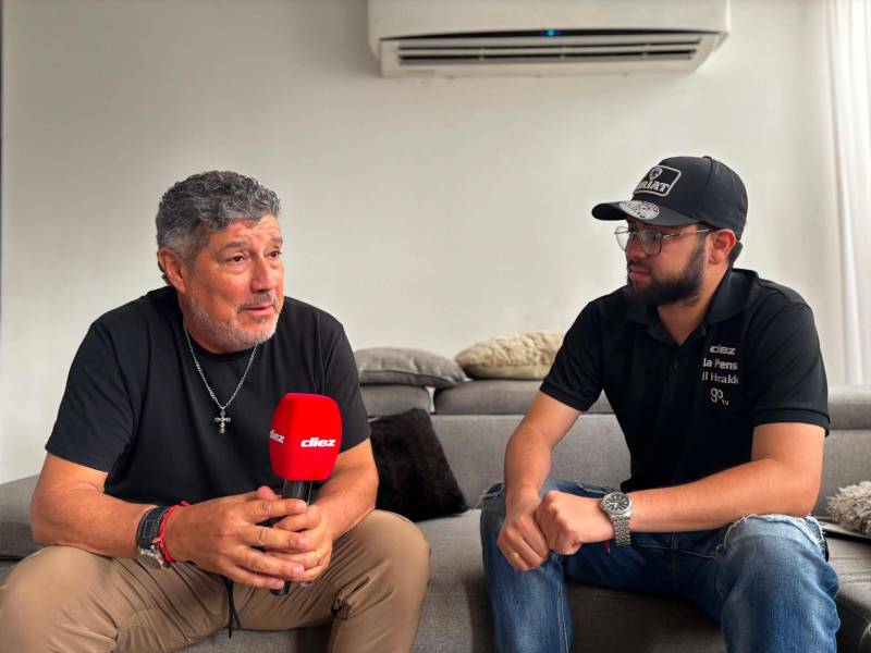 Hugo Viegas en charla exclusiva junto a nuestro periodista Mario Jafeth Moreno previo a abandonar el país tras renunciar en Real España.