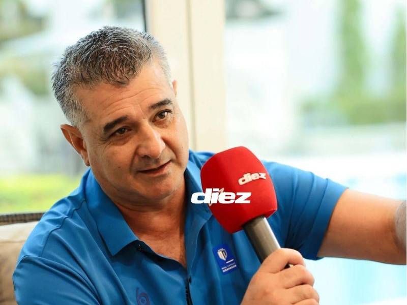 Diego Vázquez sorprendió a Troglio y analizó la previa del choque ante Marathón.