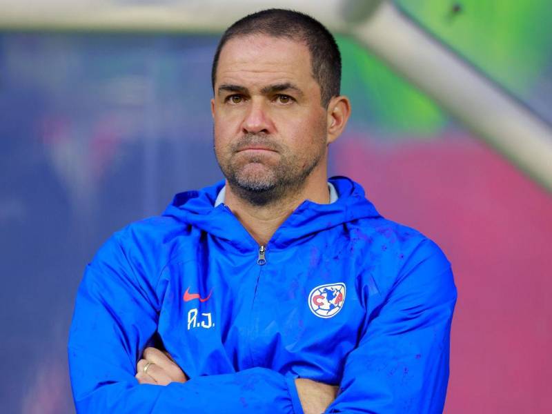 André Jardine se marcha del Club América como el entrenador más laureado; logró un tricampeonato.
