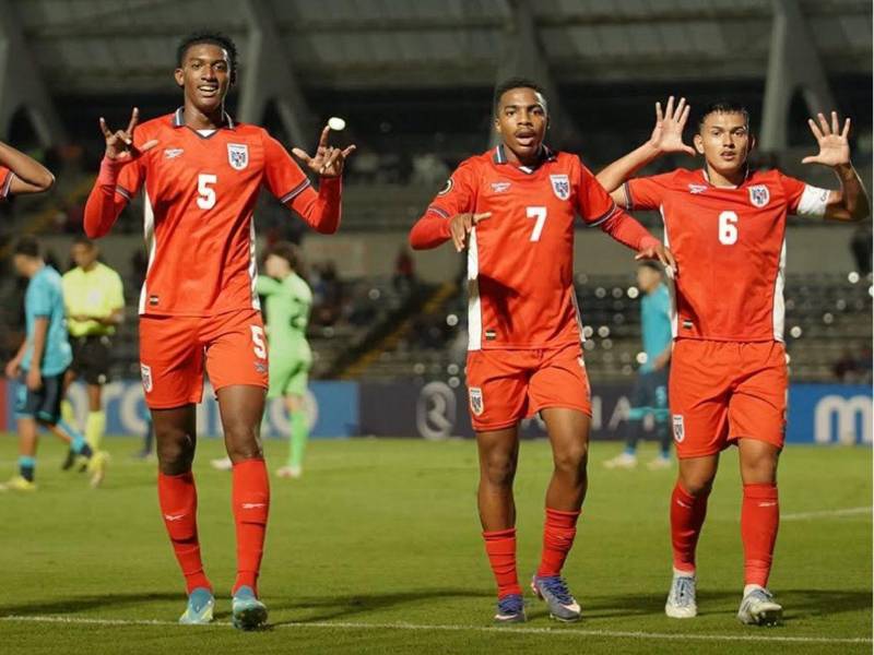 Panamá goleó a Honduras y clasificó a cuartos de final del Premundial de Concacaf.