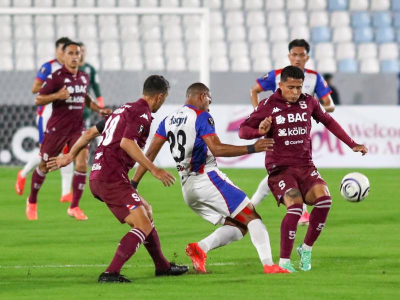 El Deportivo Saprissa lleva la ventaja para la vuelta ya que con un gol avanza.