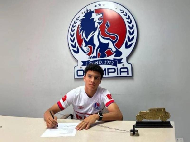 El mediocampista cumplió su sueño y debutó oficialmente con Olimpia en el triunfo 2-0 ante Mixco por la Copa Centroamericana