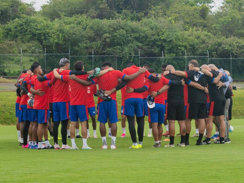 El Olimpia se está preparando para comenzar la temporada enfrentando a Motagua por la Supercopa de la Liga Nacional.