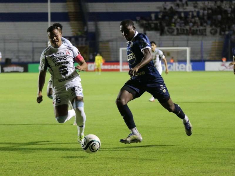 ¡Paliza Azul! Así se vivió el minuto a minuto del baile del Motagua al Alianza