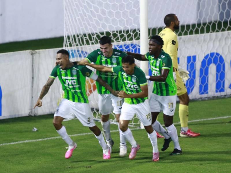 Henry Figueroa fue el encargado de hacer vibrar el Morazán con su tanto al 82'.