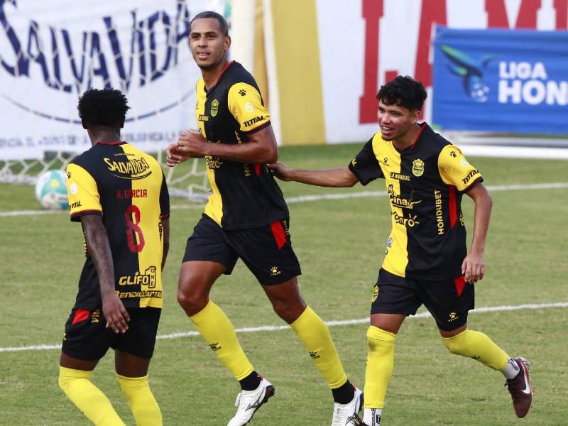 Eddie Hernández fue el héroe aurinegro ante los maquileros luego de anotar dos tantos desde el punto penal.