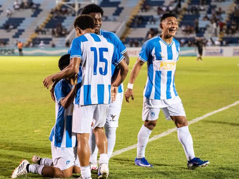 Victoria cosechó su primer triunfo en su regreso a la Liga de Ascenso bajo la presidencia de Carlos Espina.