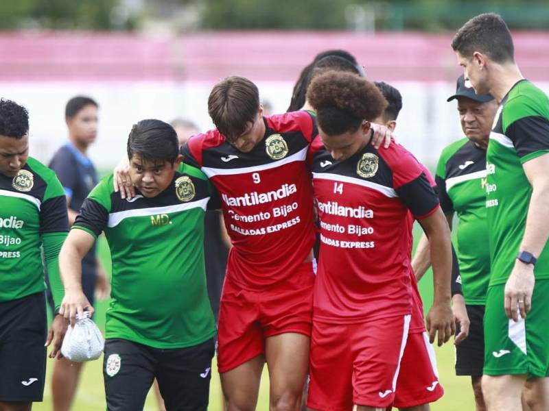 VIDEO: Bruno Farioli enciende alarmas en Marathón; se volvió a lesionar la rodilla