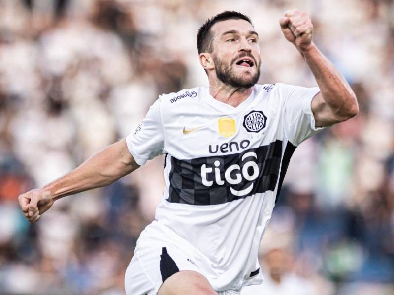 Tim Payne se hizo viral durante el Mundial 2026 y debuta con gol en el Olimpia