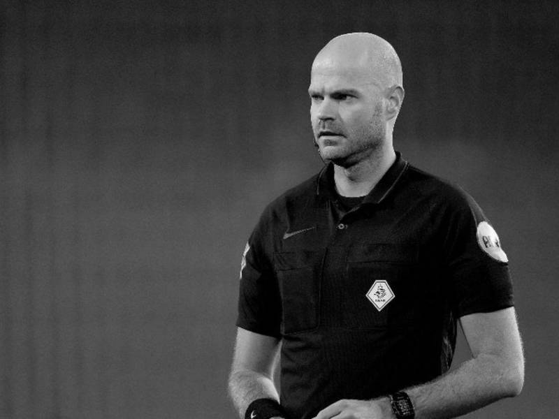 La Federación Neerlandesa de Fútbol (KNVB) ha anunciado este lunes la muerte de Rob Dieperink, árbitro de 38 años de la Eredvisie