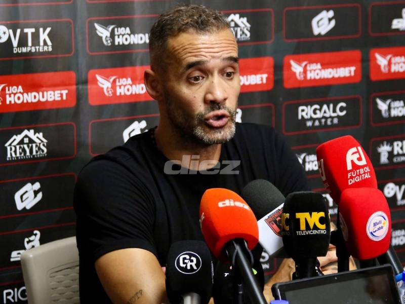 JuanFran García, entrenador del Independiente en conferencia de prensa tras el empate frente a Motagua.