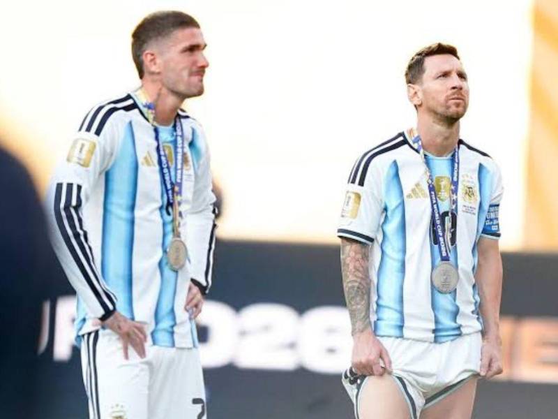Rodrigo de Paul apuntó contra los críticos de la selección de Argentina después de caer frente a España.