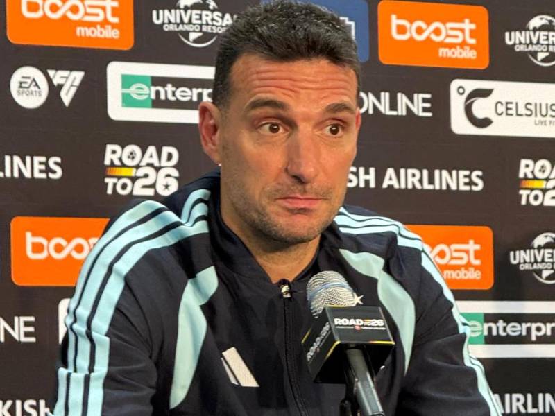 El entrenador de la Selección de Argentina, Lionel Scaloni, en conferencia de prensa tras vencer a Honduras en este amistoso en Texas.