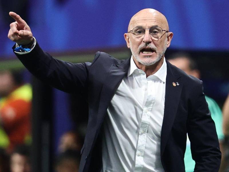 Luis de la Fuente no tuvo el debut soñado con España en la Copa del Mundo tras empatar sin goles ante Cabo Verde.